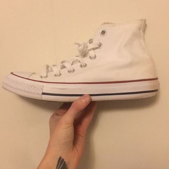 White Converse All Stars - Picture 3 of 7